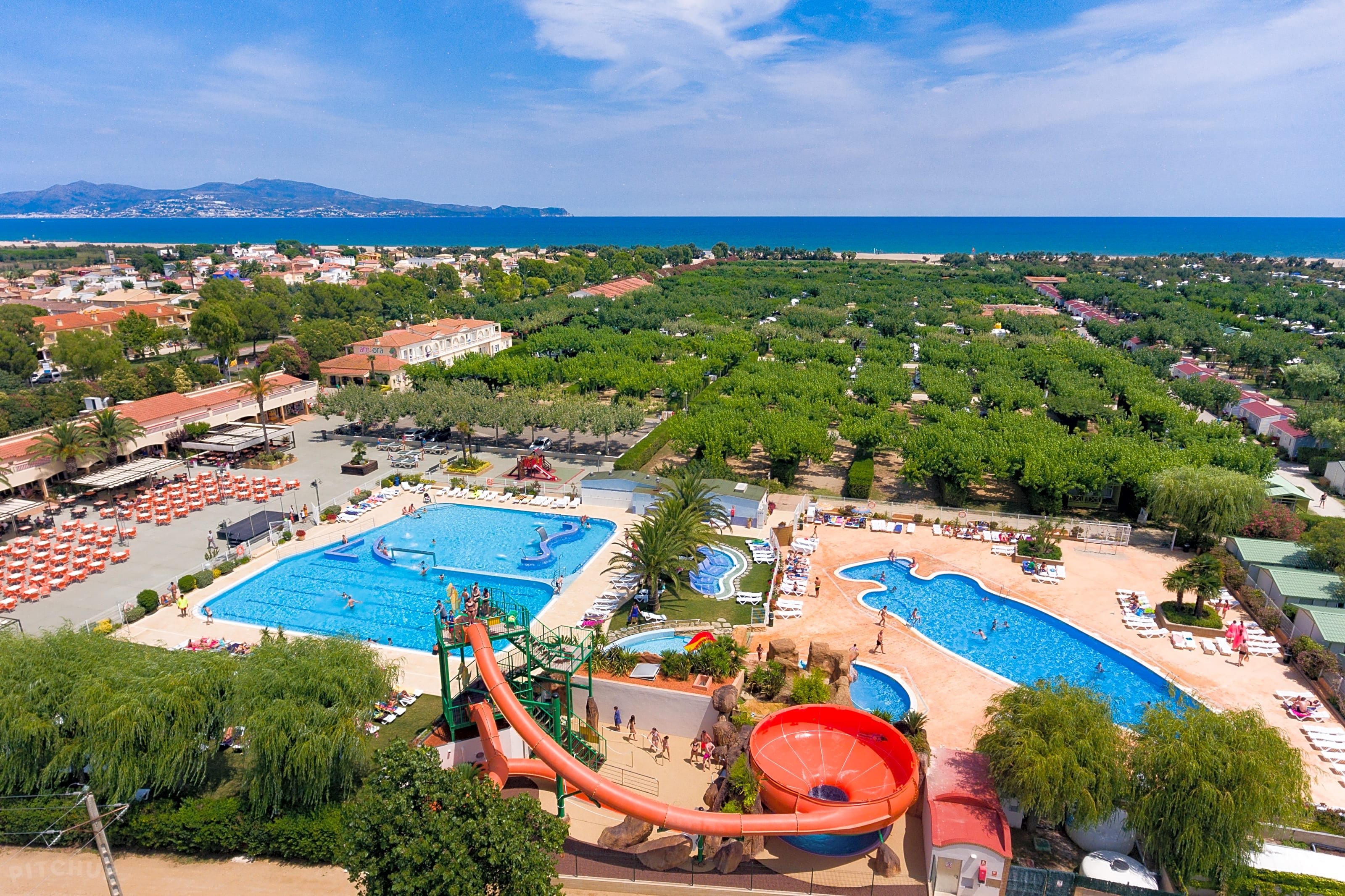 Camping L Amfora Sant Pere Pescador Pitchup