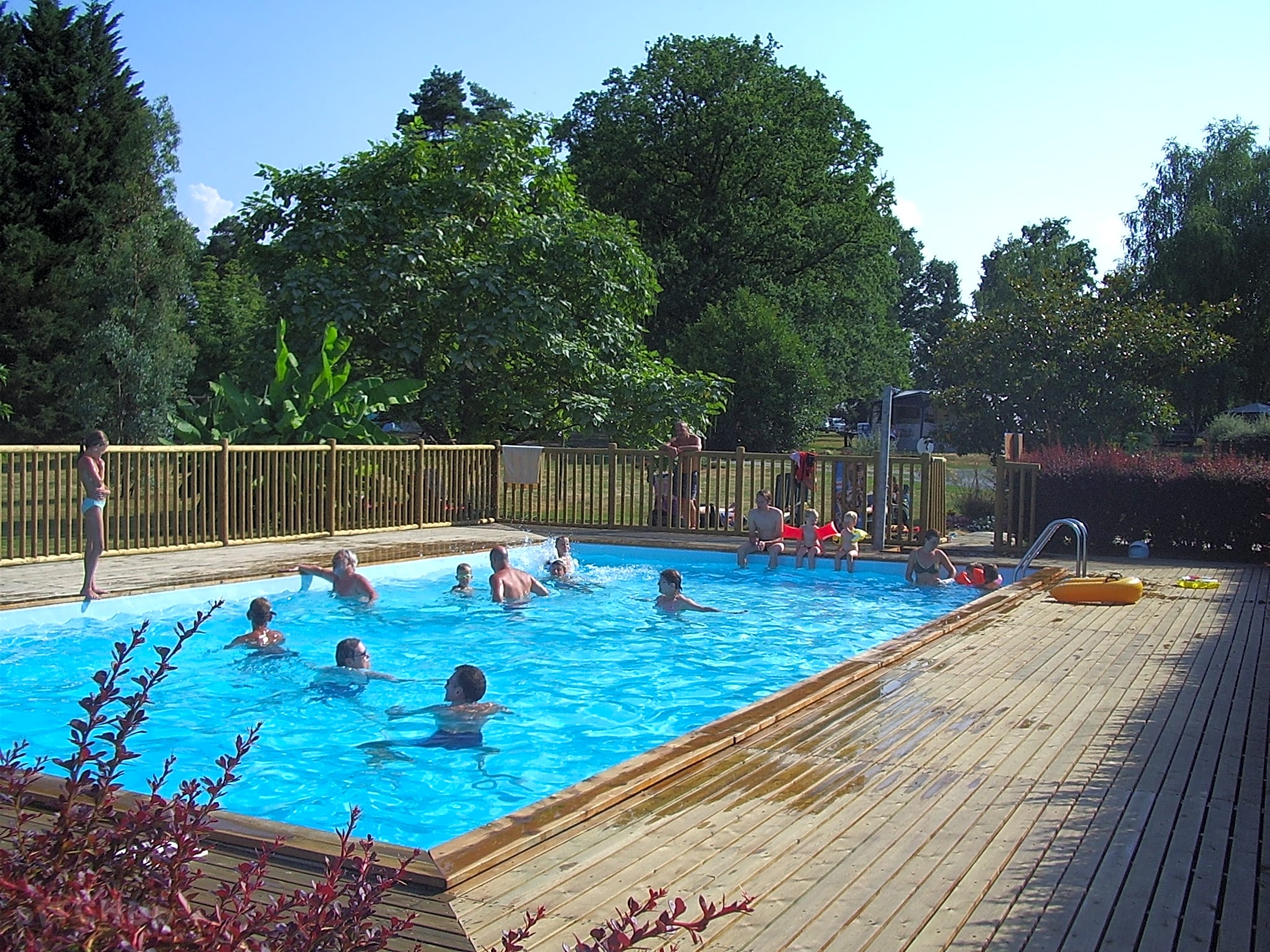 Camping Le Périgord Vert, La Coquille - Pitchup®