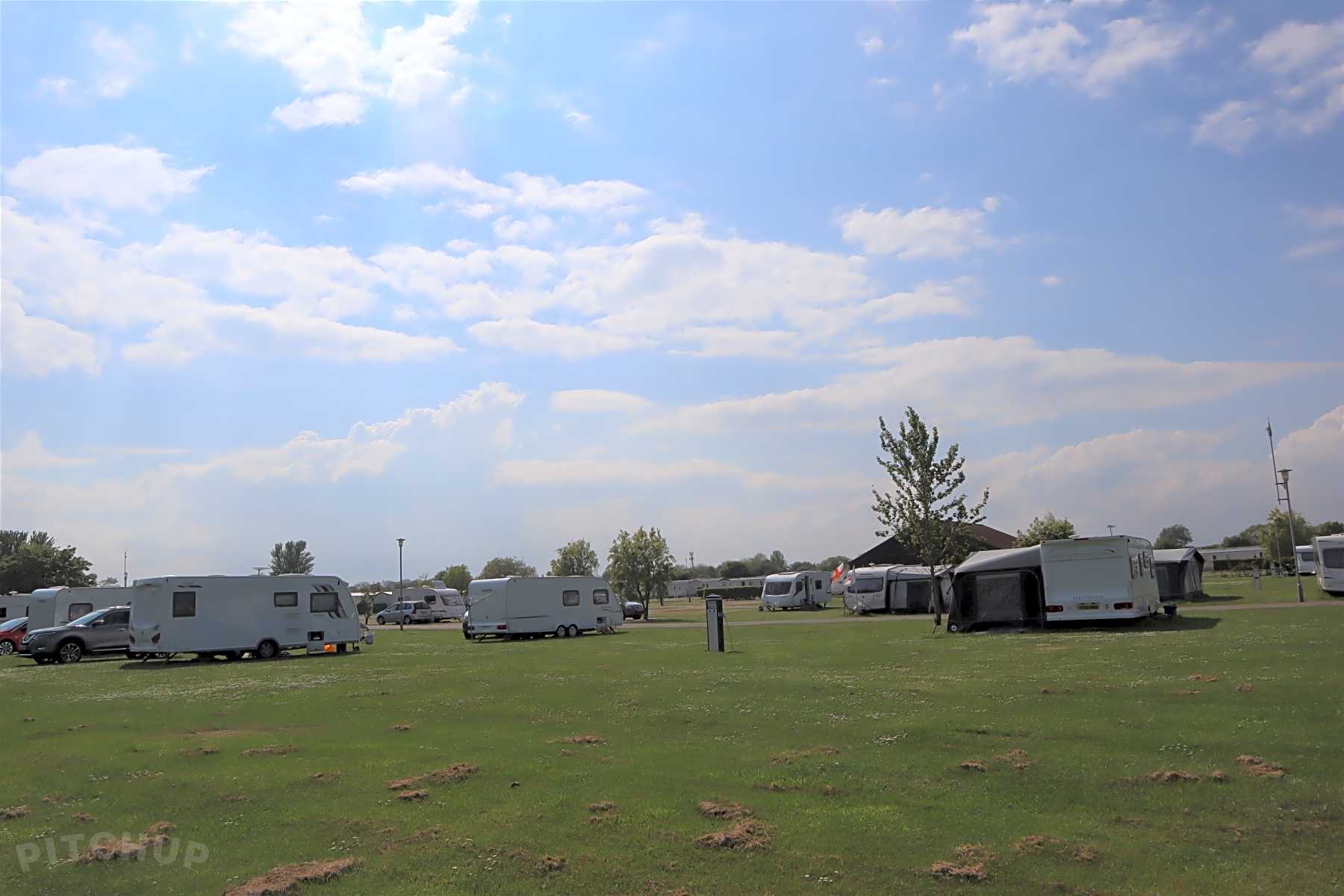 Caravan Sites with Touring Pitches in Skegness, Lincolnshire from £8/nt Pitchup Caravan Sites with Touring Pitches in Skegness, Lincolnshire from £8/nt Pitchup