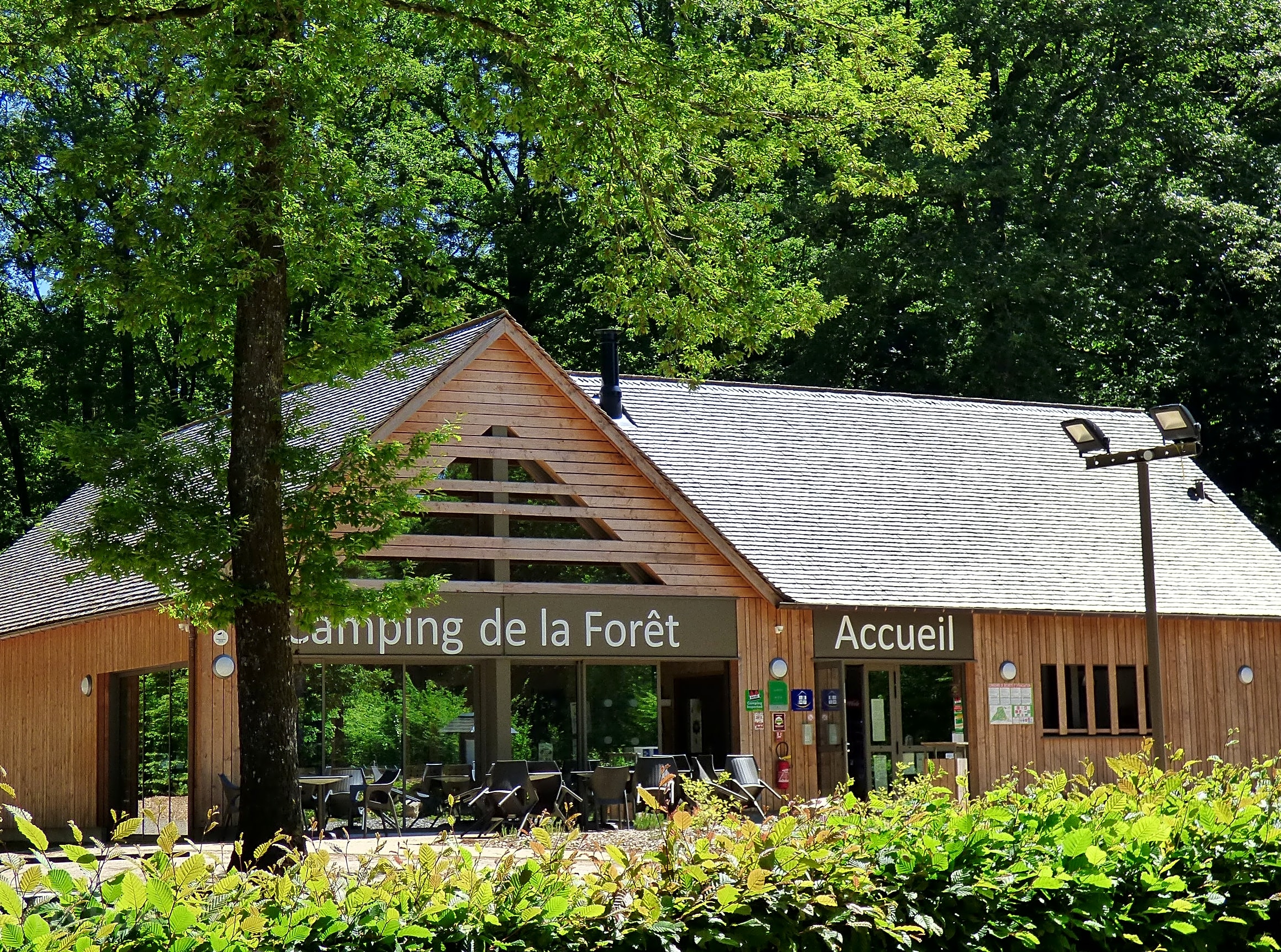 Camping de la Forêt, Sillé Le Guillaume - Pitchup®