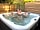 The Grove Shepherd's Lodge: Hot tub