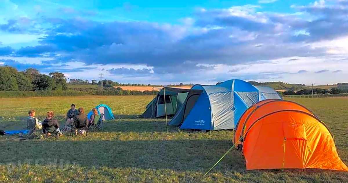 Blackland Farm, East Grinstead Pitchup®