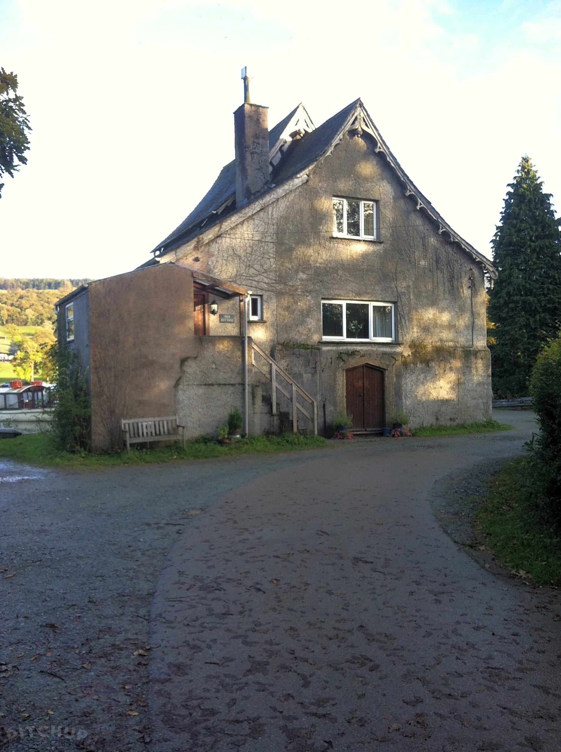 Pier Cottage Caravan Park Coniston Pitchup