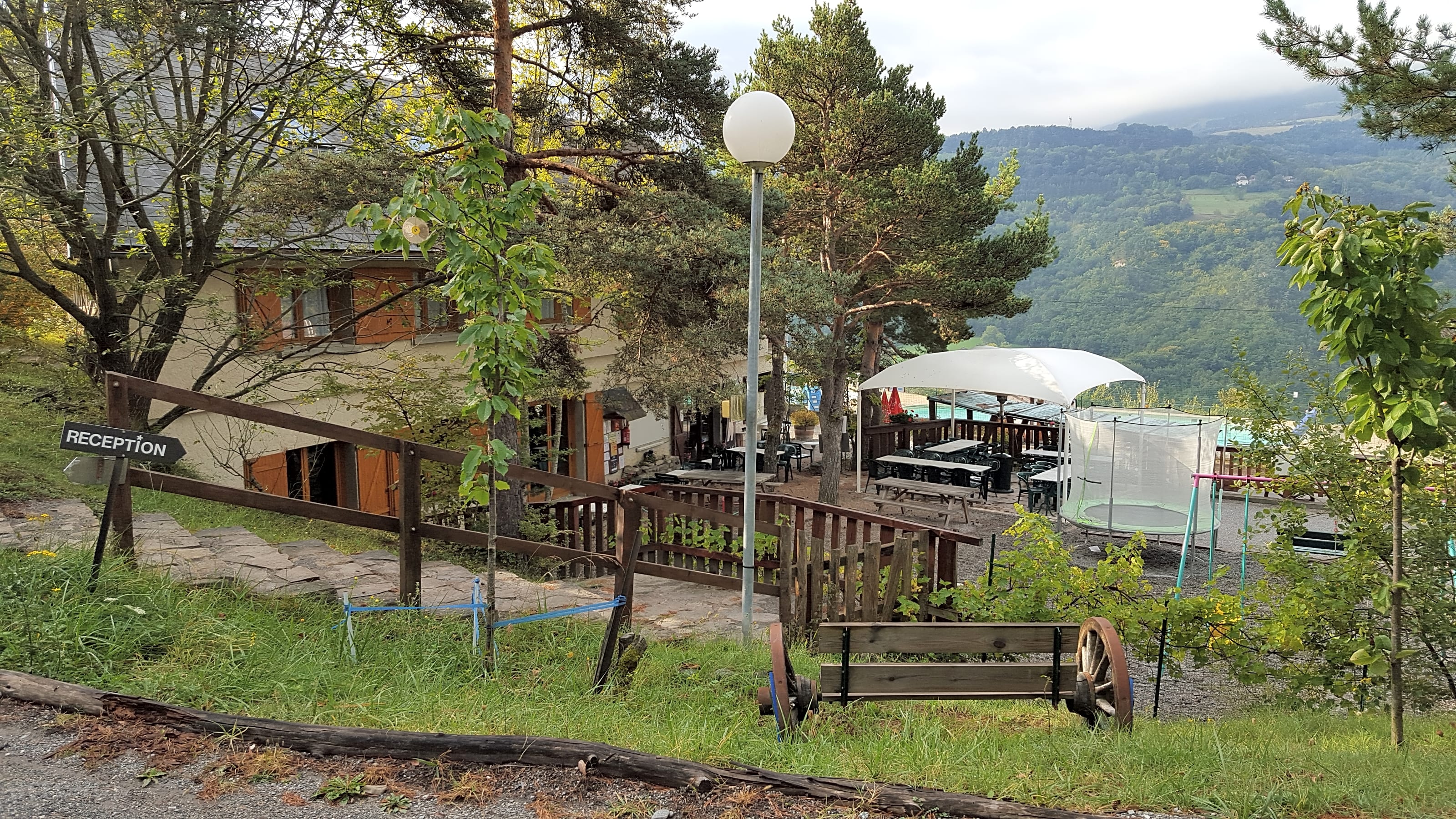 Camping Le Champ Long, La Salle-en-Beaumont - Updated 2021 ...