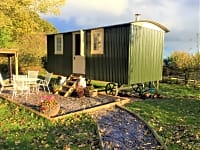 Oxton HIll Hideaway hut Oxton HIll Hideaway hut