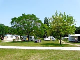 Camping des Lancières, Rogny-les-Sept-Écluses, Yonne