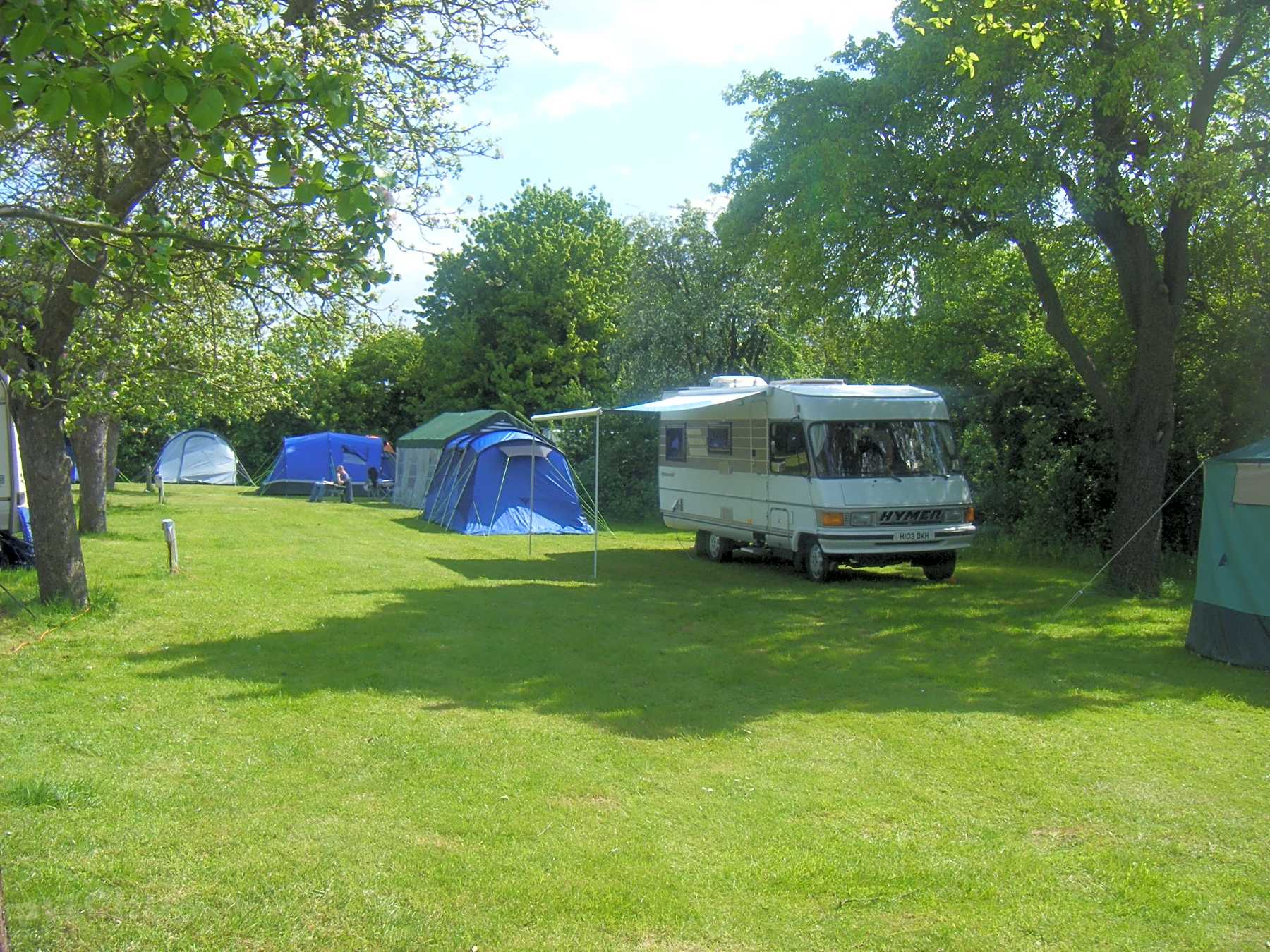 Find the Best Touring Caravan Sites in Cheltenham, Gloucestershire
