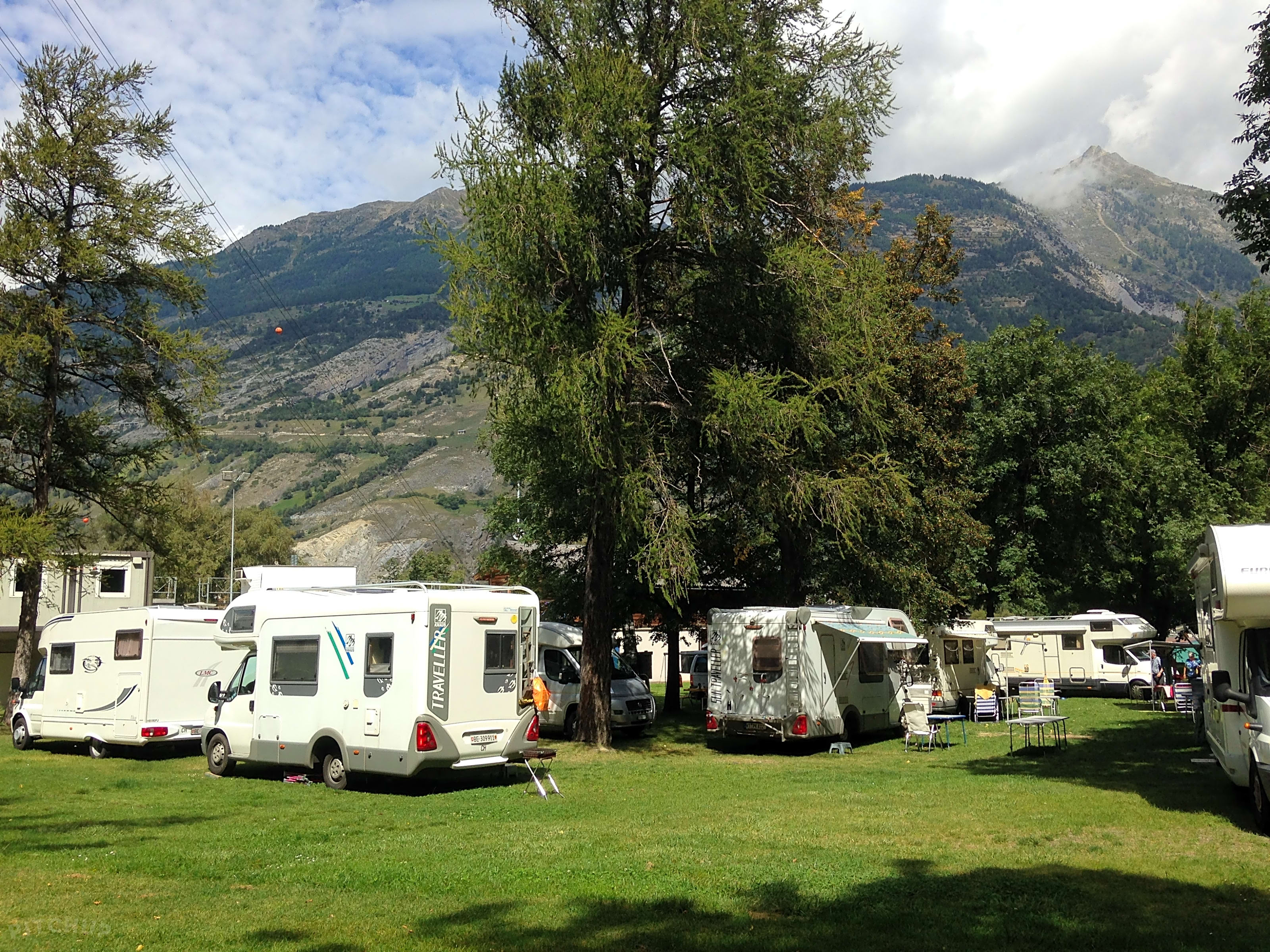 Camping Santa Monica, Raron Preise für 2020 aktualisiert Pitchup®