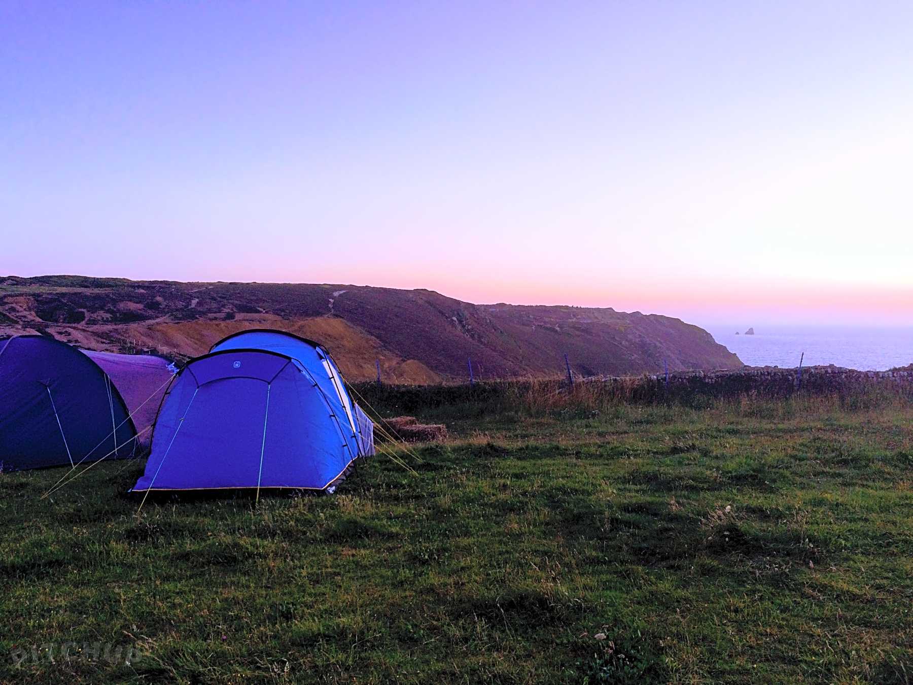 Campsites in Perranporth, Cornwall 2022 from £5/nt - 588499