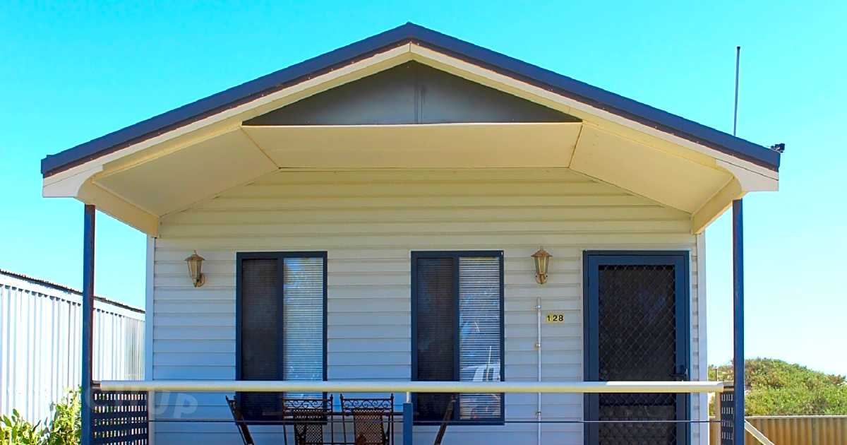 Sunset Beach Holiday Park, Geraldton Pitchup®