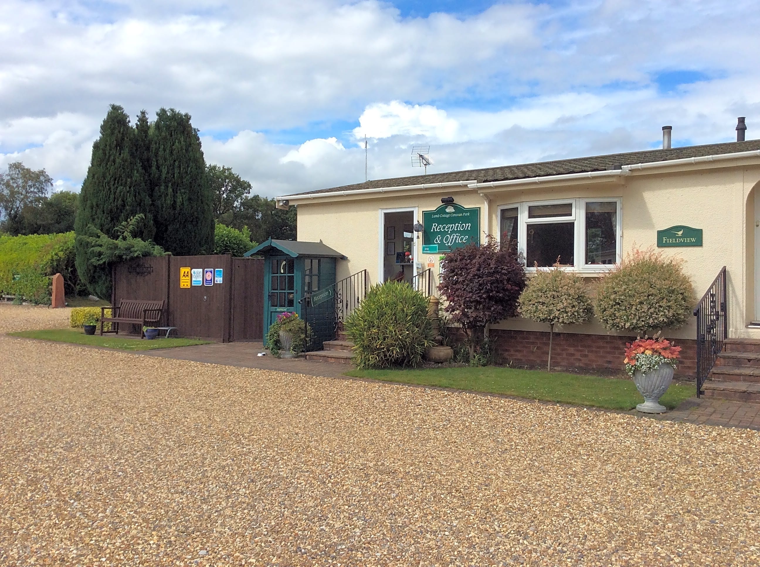 Lamb Cottage Caravan Park Northwich Updated 2020 Prices Pitchup