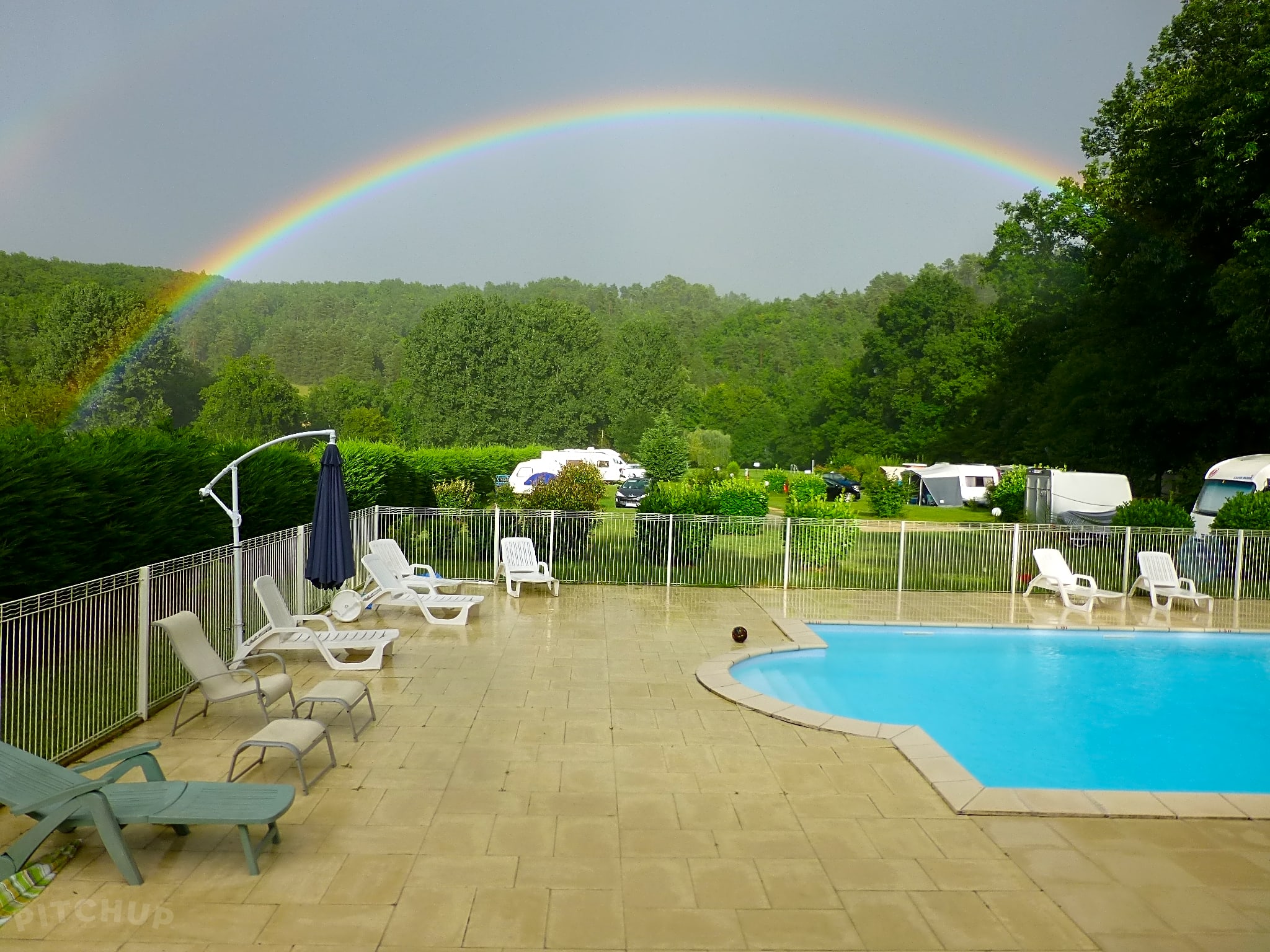 Camping Kayak Rivière Piscine Dordogne Camping Le Bois Du Coderc Camping Le Bois du CodercAntonne-et-Trigonant, Dordogne - Pitchup®