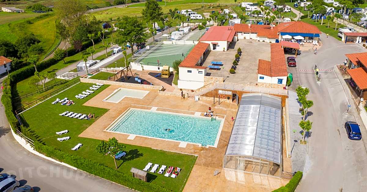 Robusto Centrar Pornografía Camping y Caravaning Playa De Oyambre, San Vicente de la Barquera - Precios  de 2023 actualizados - Pitchup®
