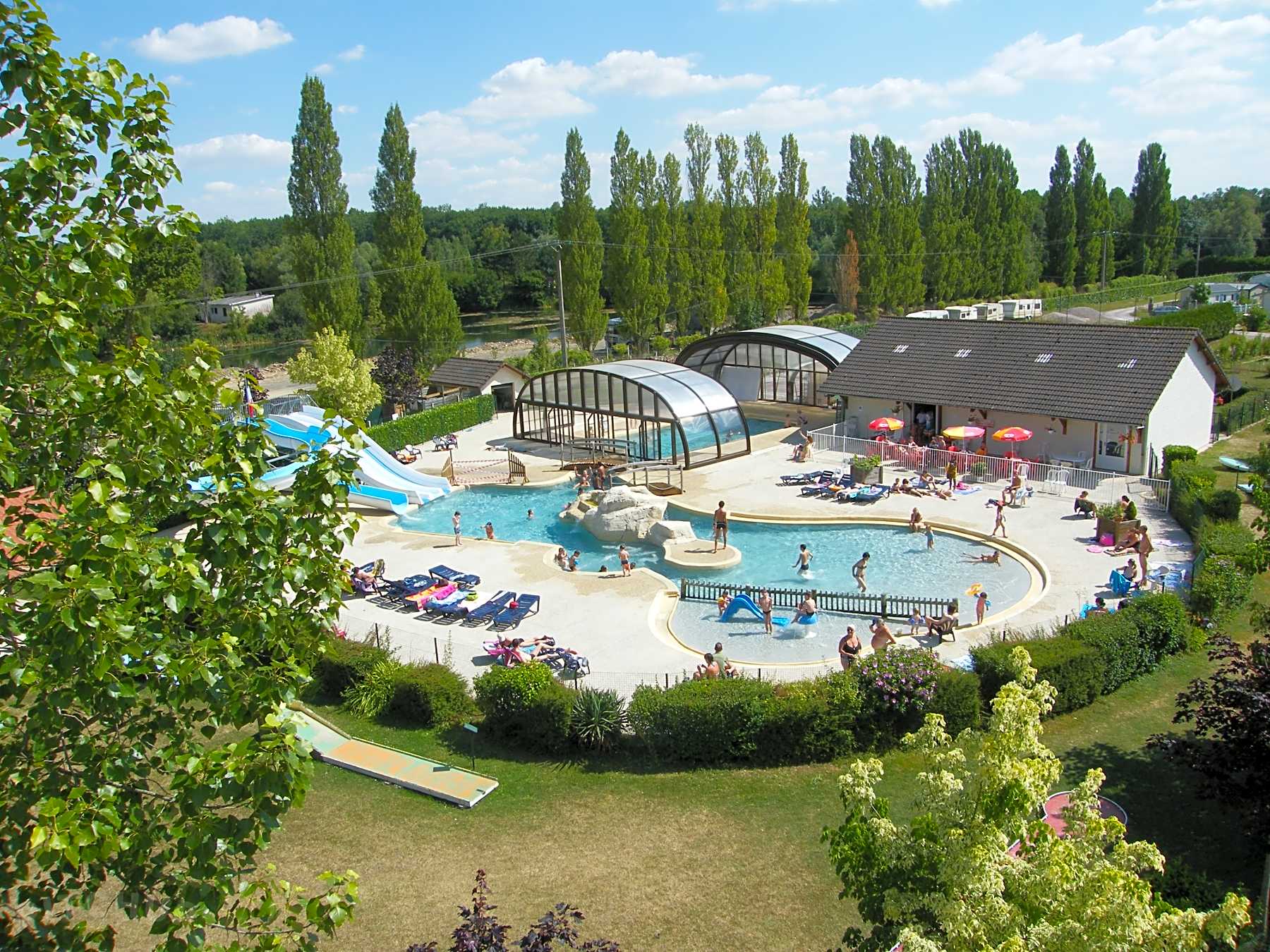Ouvert toute l'année Meilleurs campings ChampagneArdenne, France