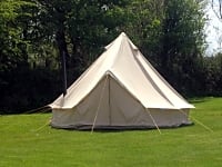 Plass for telt, for tilhengertelt eller campingbil (Willow Park) på gressplen , uten strøm (XL)