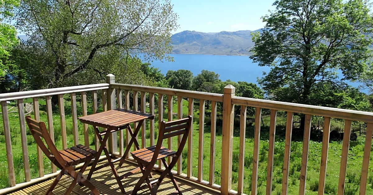 The Wee Lodge on Loch Morar, Mallaig Updated 2021 prices Pitchup®