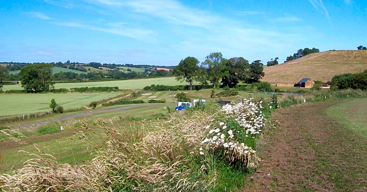 Fir Tree Farm Caravan Site, Banbury Pitchup®