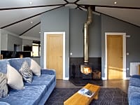 1 Bedroom Woodland Cabin - Lounge. 1 Bedroom Woodland Cabin - Lounge.