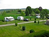 Emplacement sur herbe avec électricité optionnelle (XL)