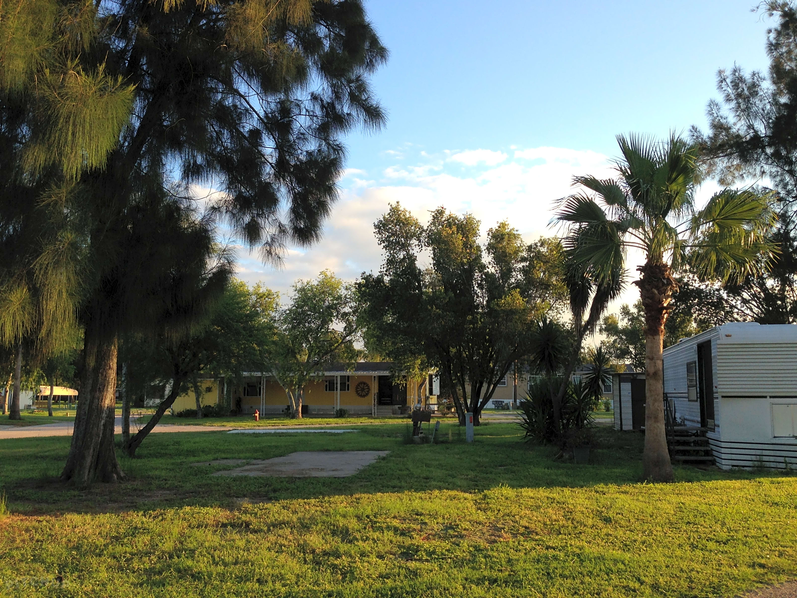 Breeze Lake RV Campground, Brownsville Pitchup®