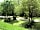 Camping Le Gallo Romain: Sunny and shaded pitches surrounded by greenery