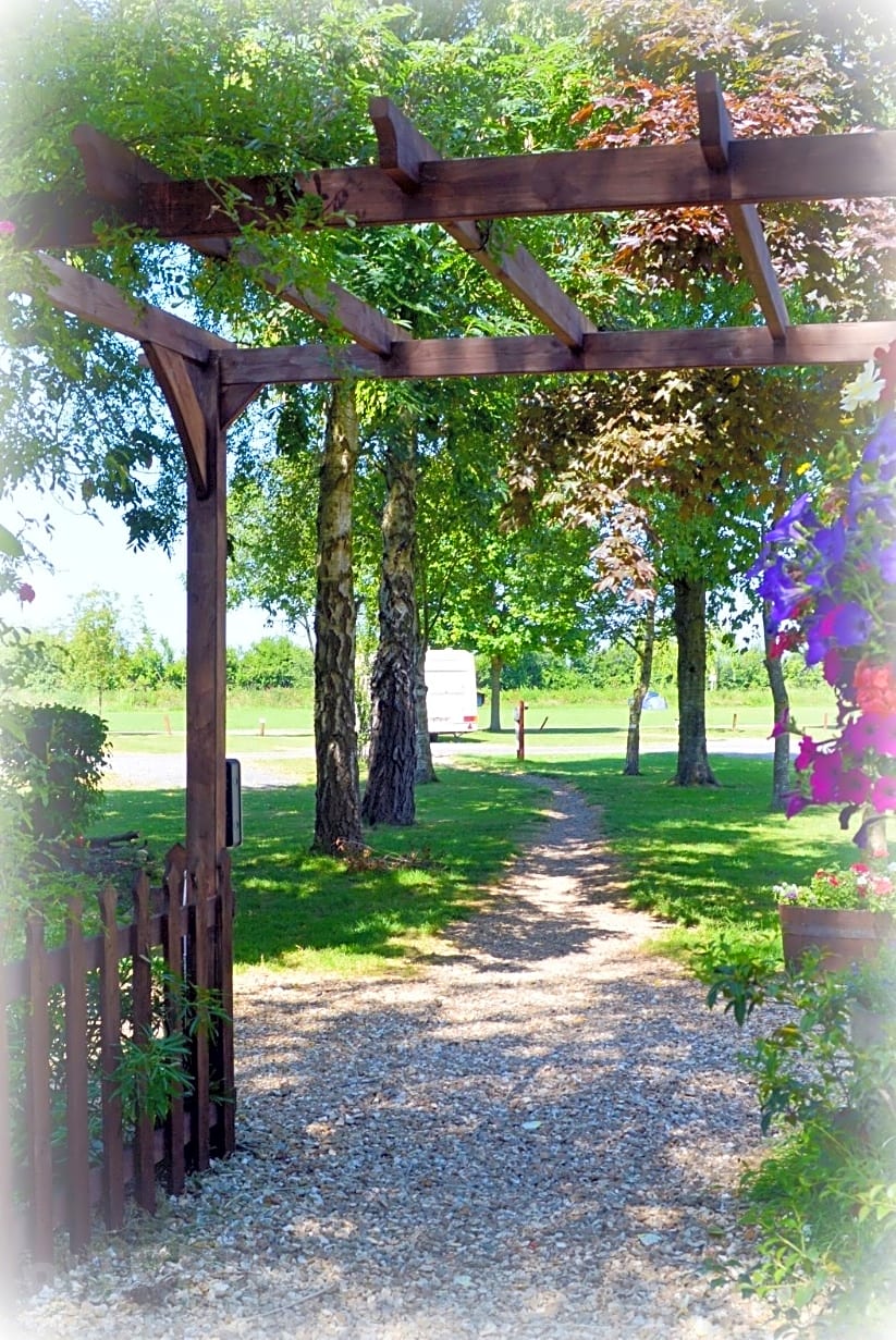 Isle Of Avalon Camp Site, Glastonbury Pitchup®