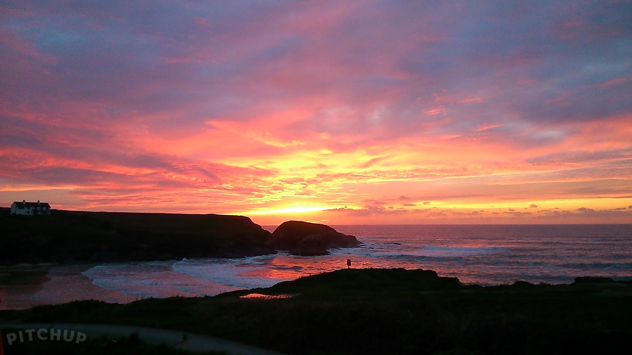Treyarnon bay youth hostel cheap