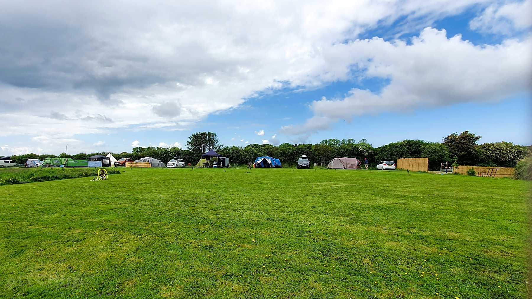 Campsites in Hayle, Cornwall 2023 from £9/nt Pitchup