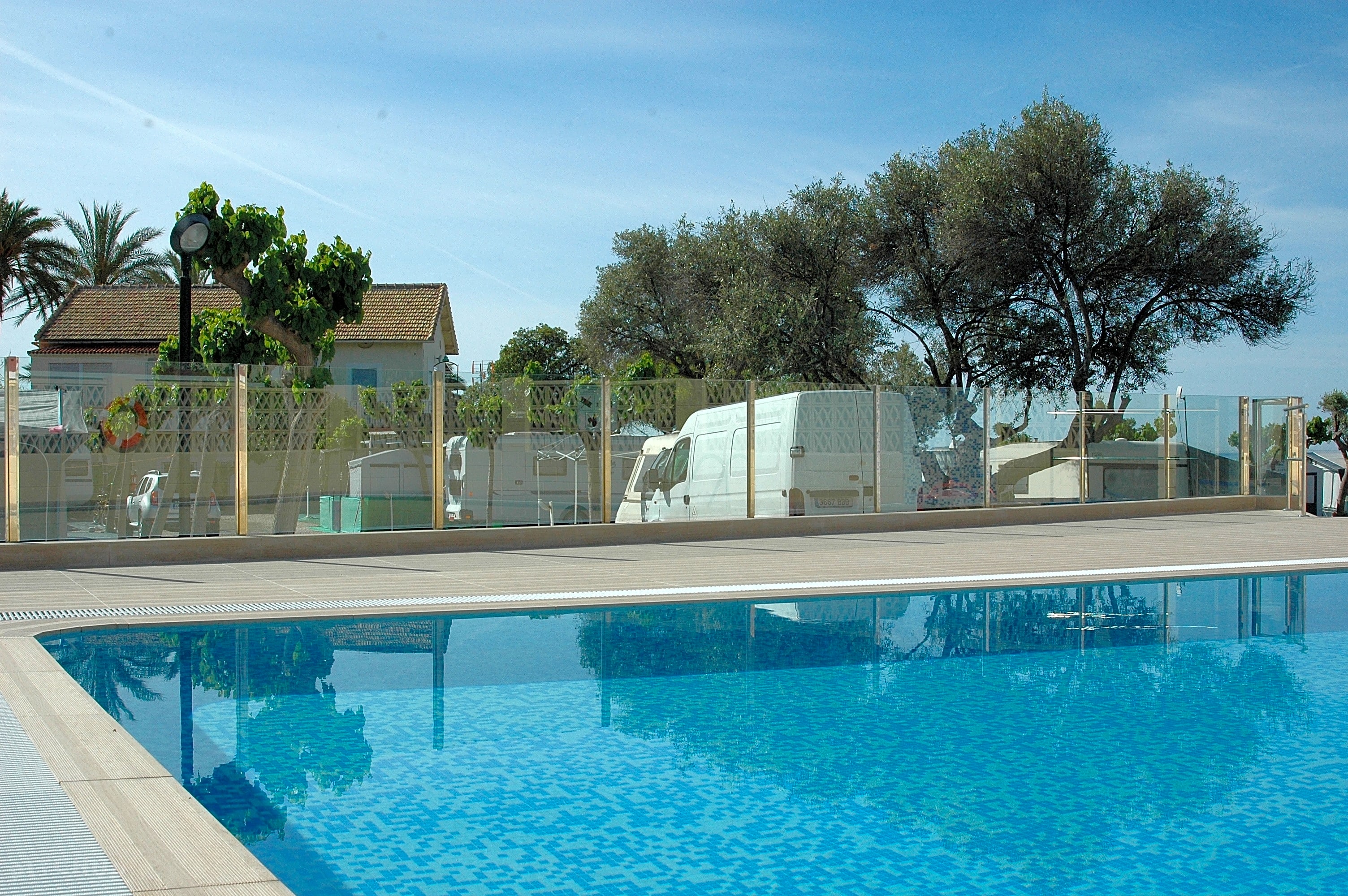 Camping Playa Paraiso Villajoyosa Pitchup