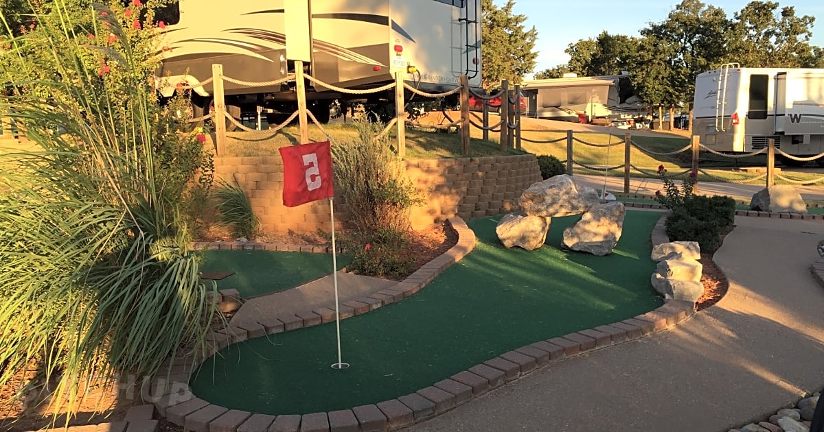 Twin Fountains RV Park, Oklahoma City Pitchup®