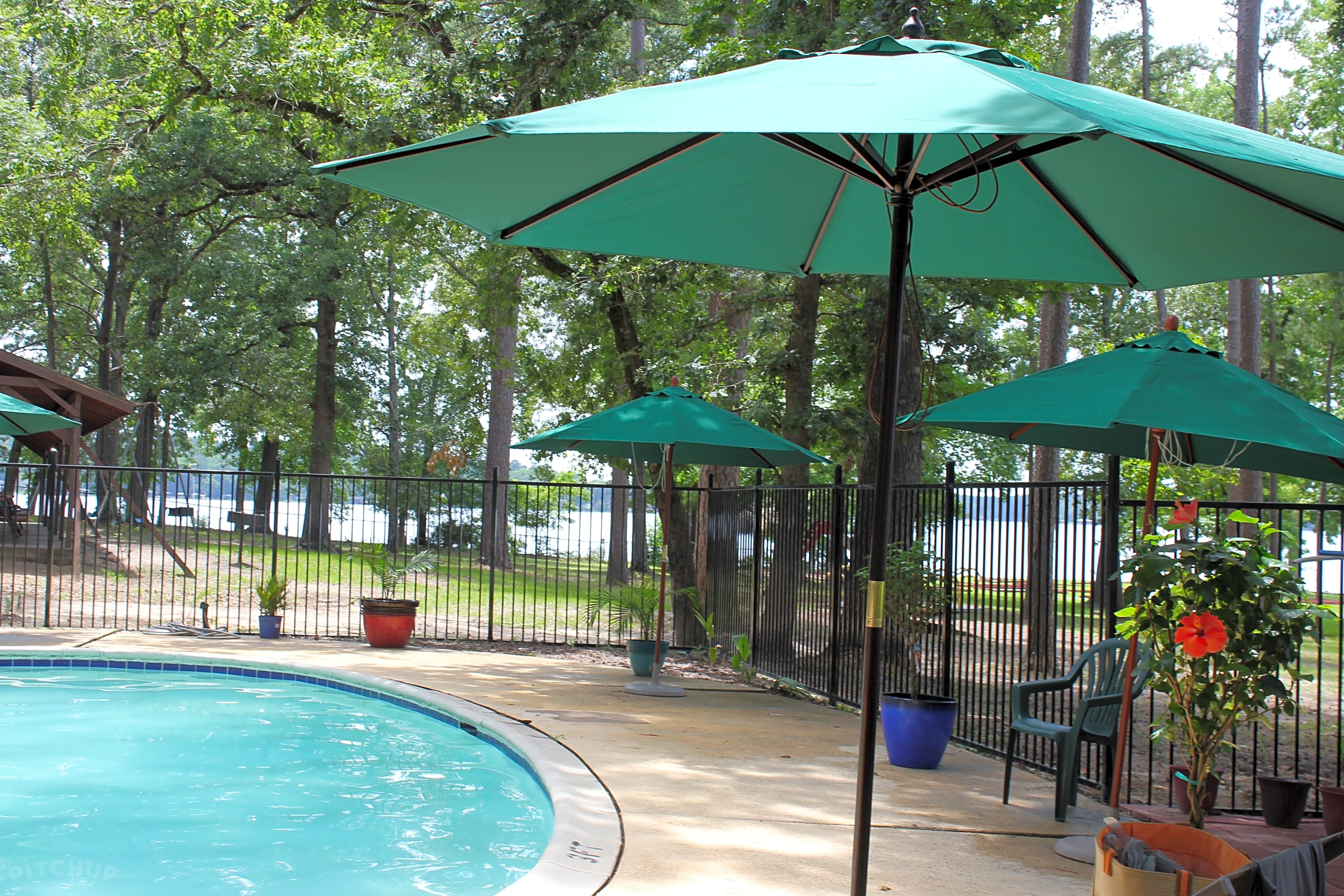 crockett community pool