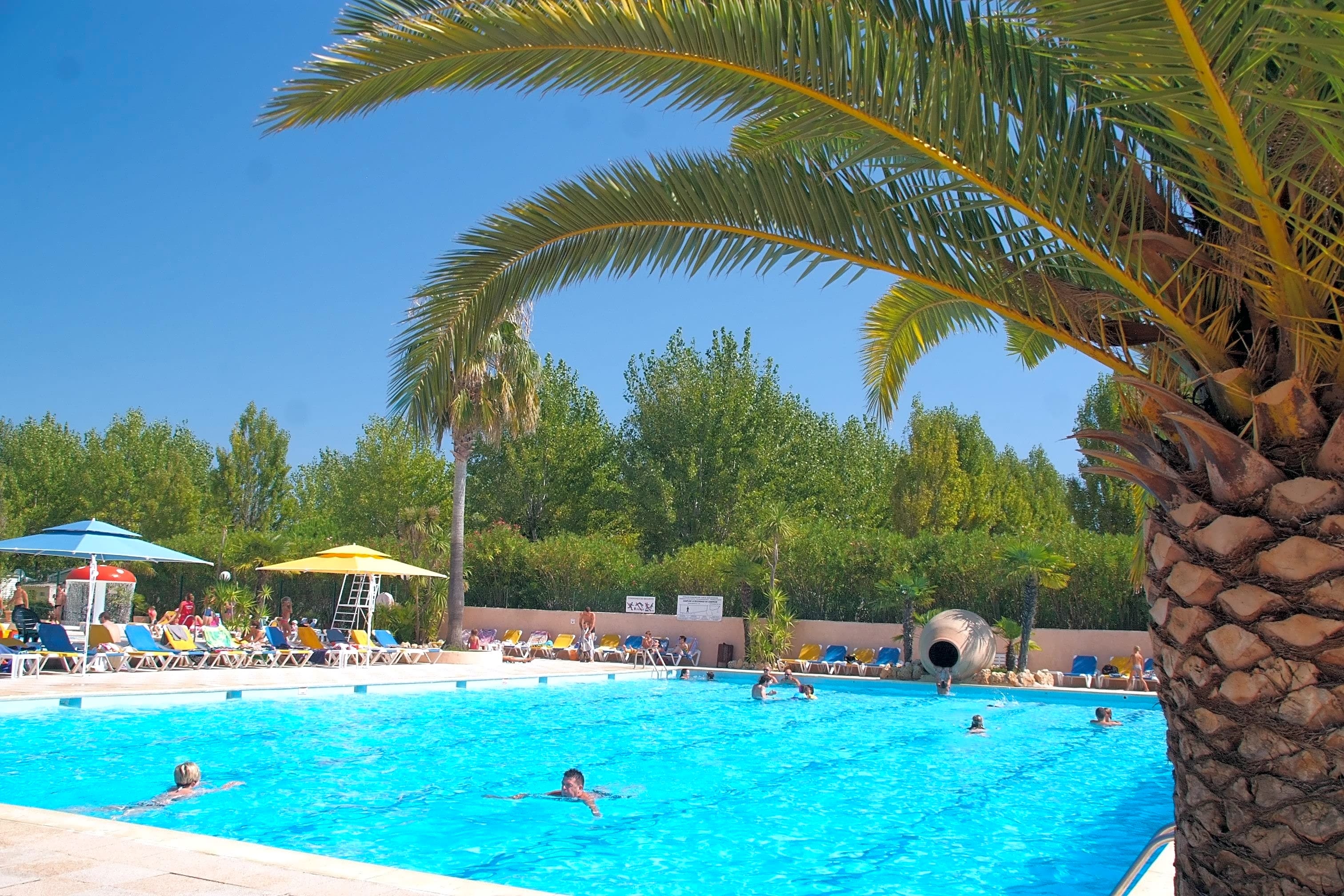 Camping Riviera d'Azur, St Aygulf Plage Pitchup®