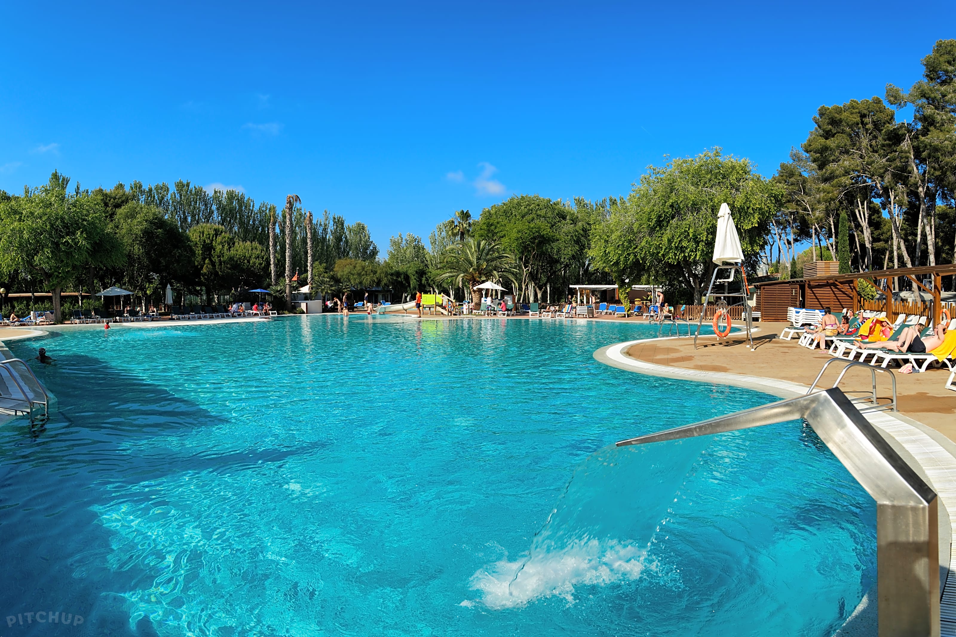 Tamarit sales beach resort