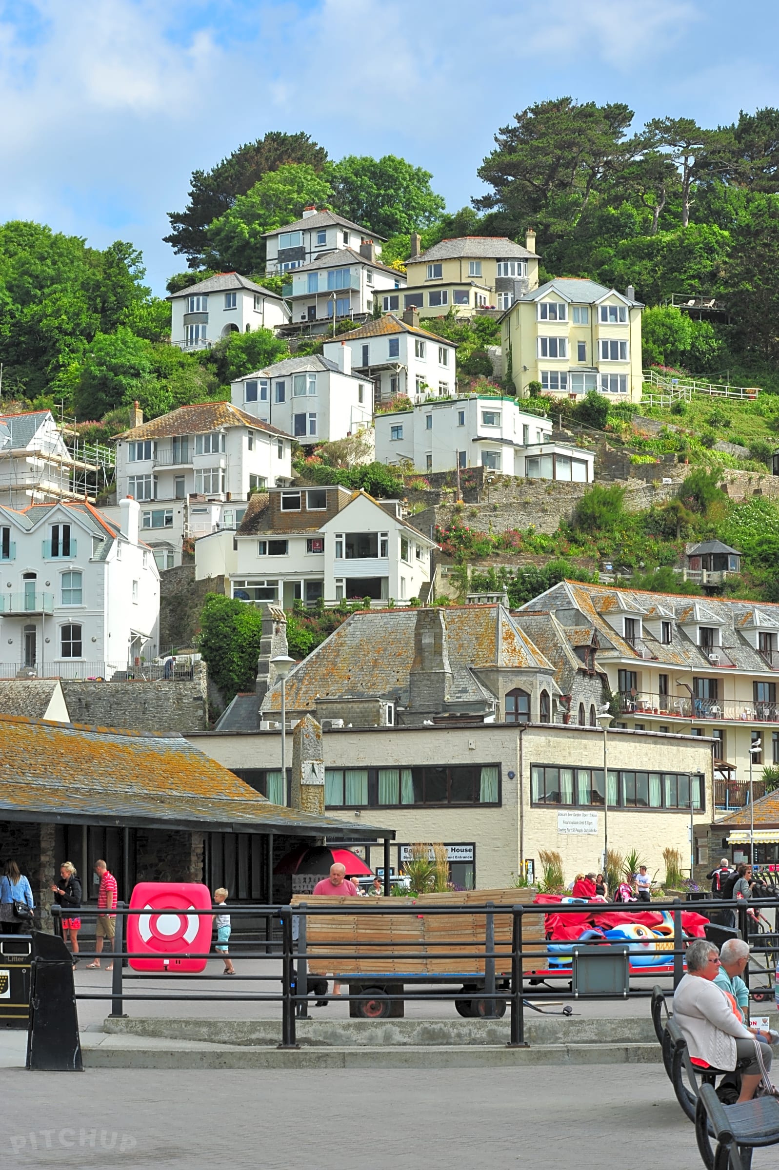 Looe Bay Holiday Park Looe Pitchup