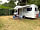 Camping Les Amiaux: So grassy and great for the children to play on