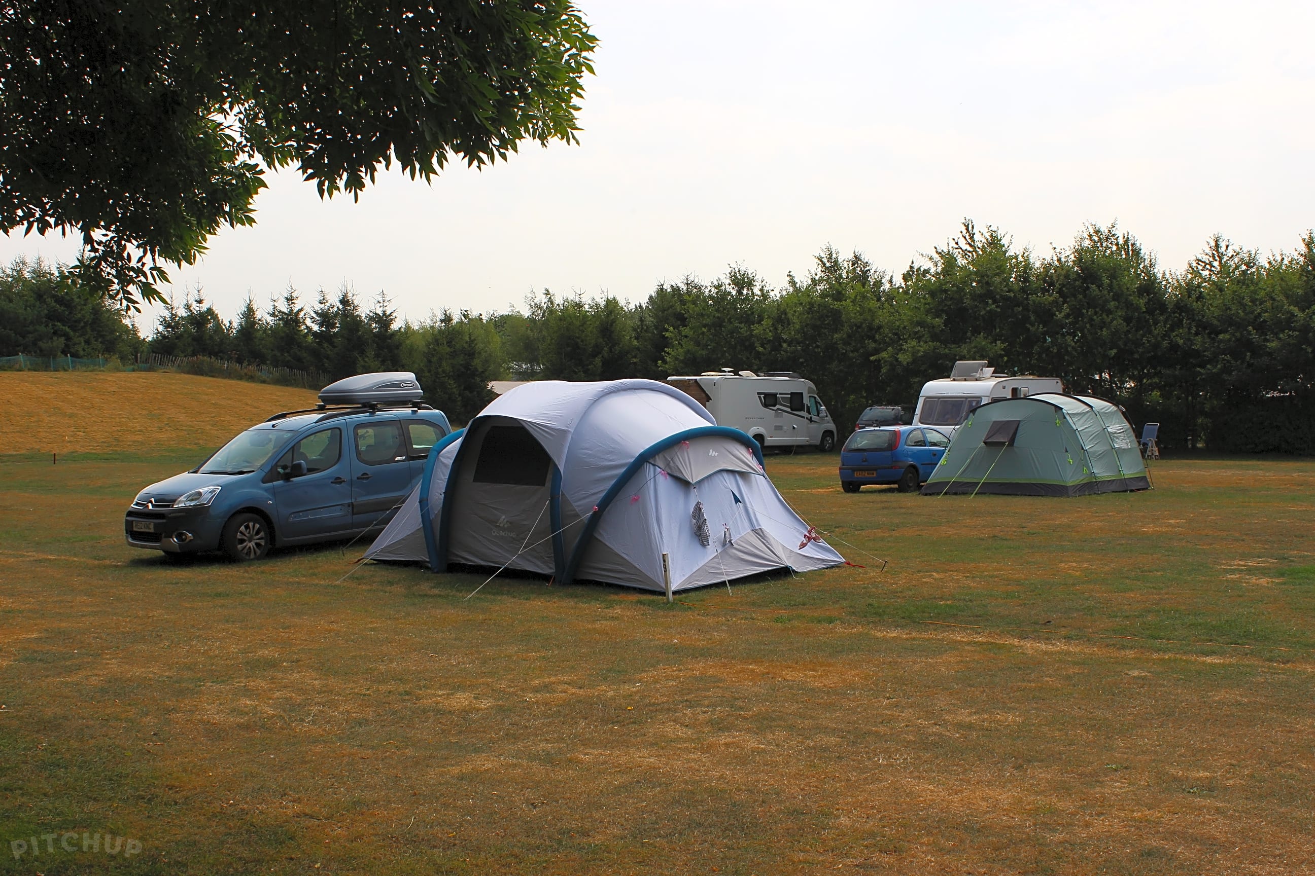 Gulliver's Meadow Campsite, Milton Keynes Updated 2021 prices Pitchup®