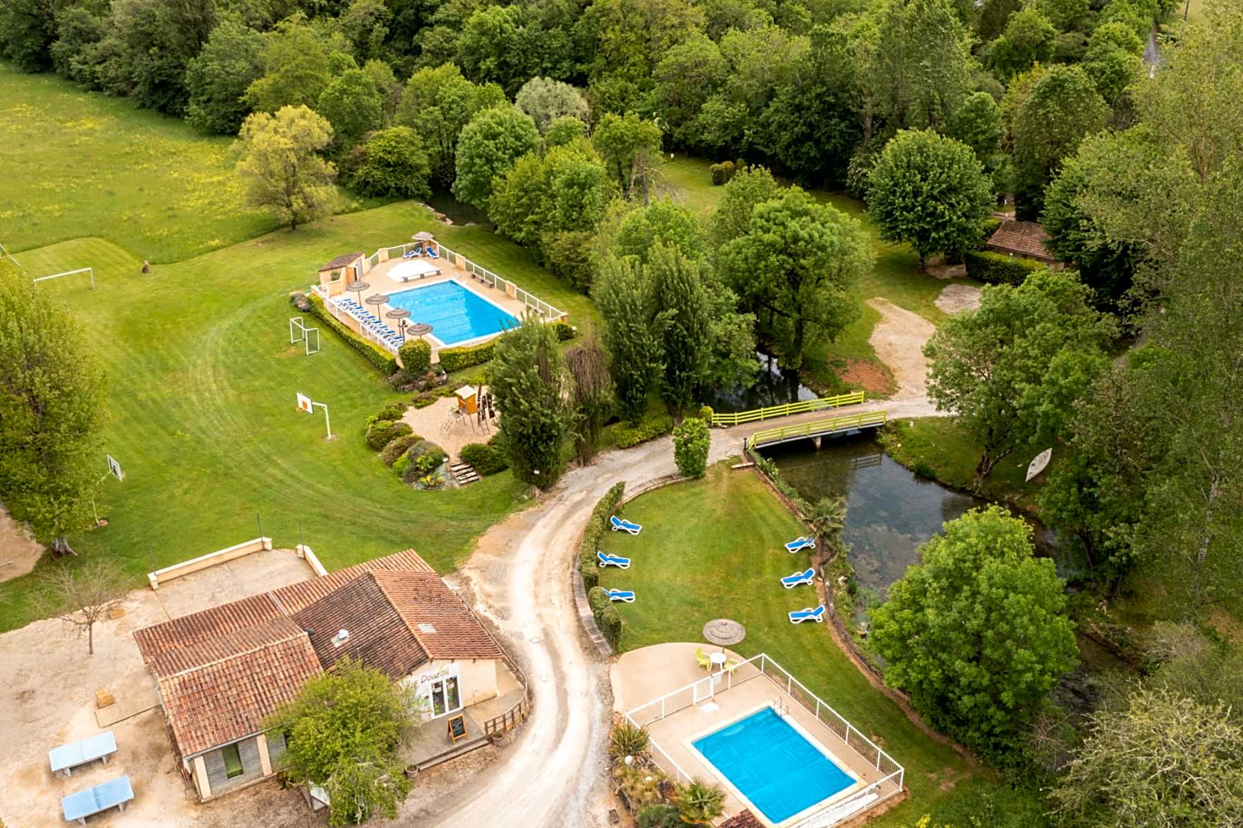 Wickeltisch Veyrines De Domme Dordogne Frankreich Campingpl tze Wickeltisch Veyrines De Domme Dordogne Frankreich Campingpl tze