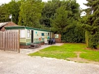 Stacaravan 2 slaapkamers (2 volwassenen en 2 kinderen)