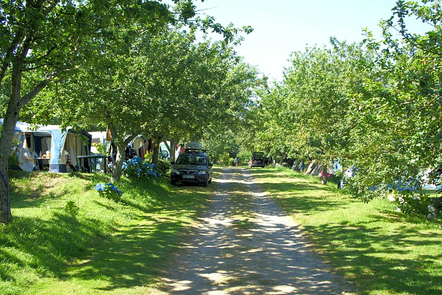 Book RV Parks & Motorhome Campgrounds in Brittany, France Pitchup®