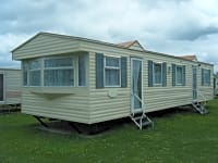 #27 stationær campingvogn 2 soveværelser (superior)
