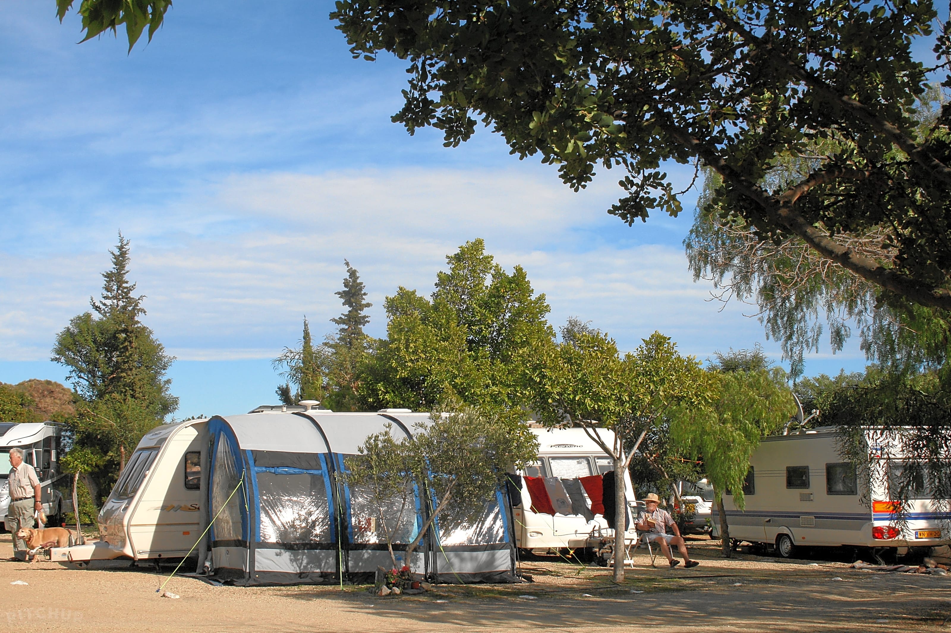 Camping site. Автокемпинги в Испании. Испания Camping. Лучшие кемпинги Испании. Модуль в кемпинге Испания.