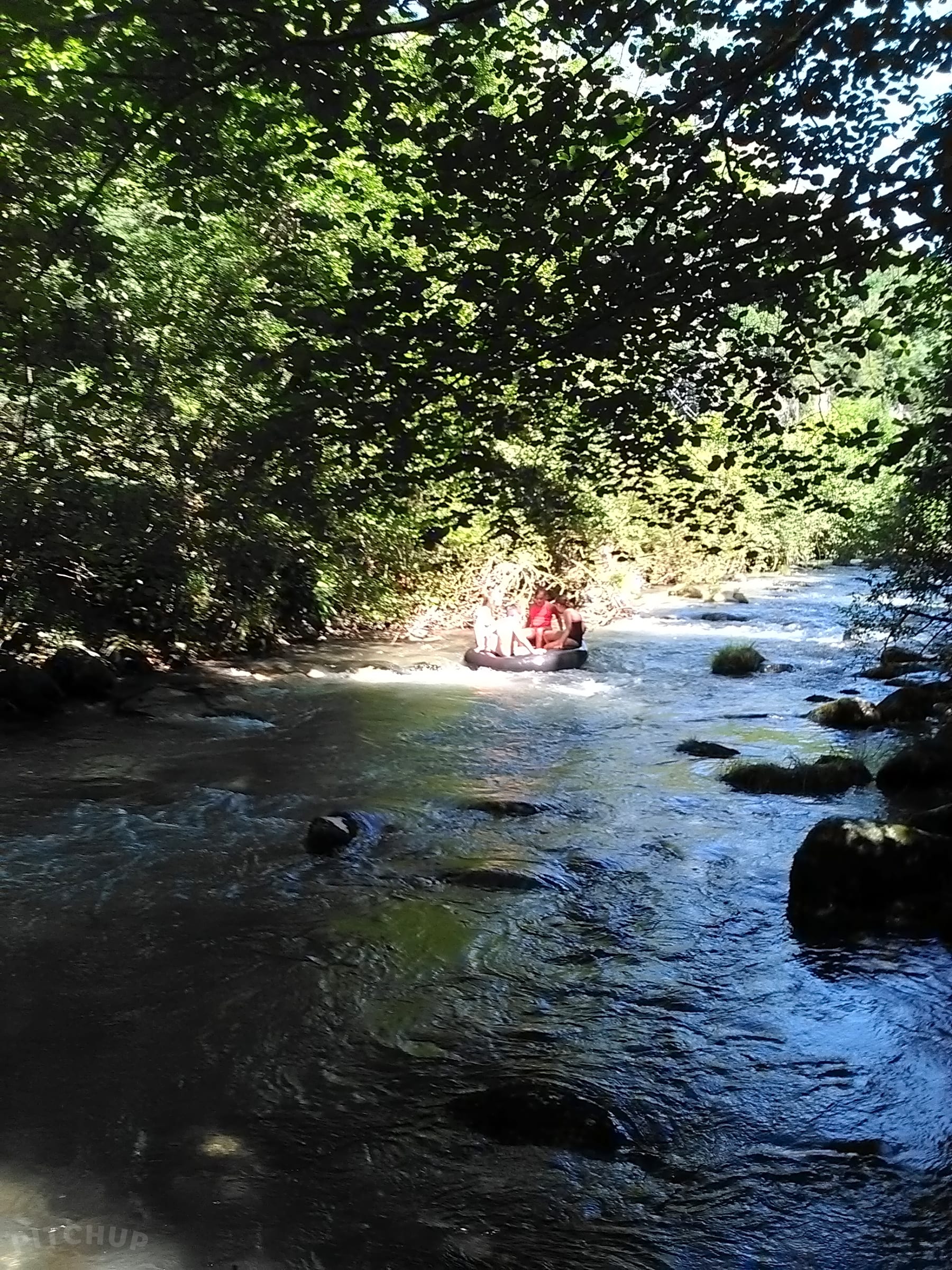 Camping Le SaintRoch, Campan Tarifs 2021 Pitchup®