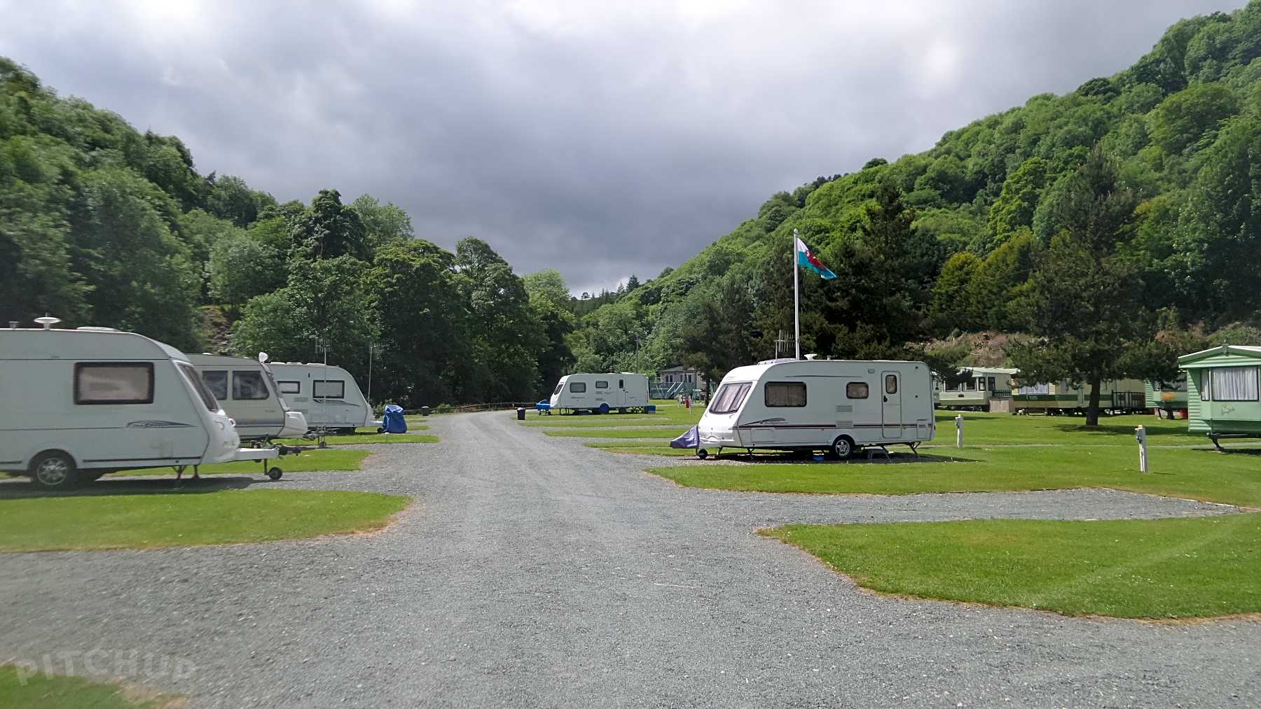 Tourer Storage Facilities Best Campsites In Wales 2021 Book 34 Campsites On Pitchup