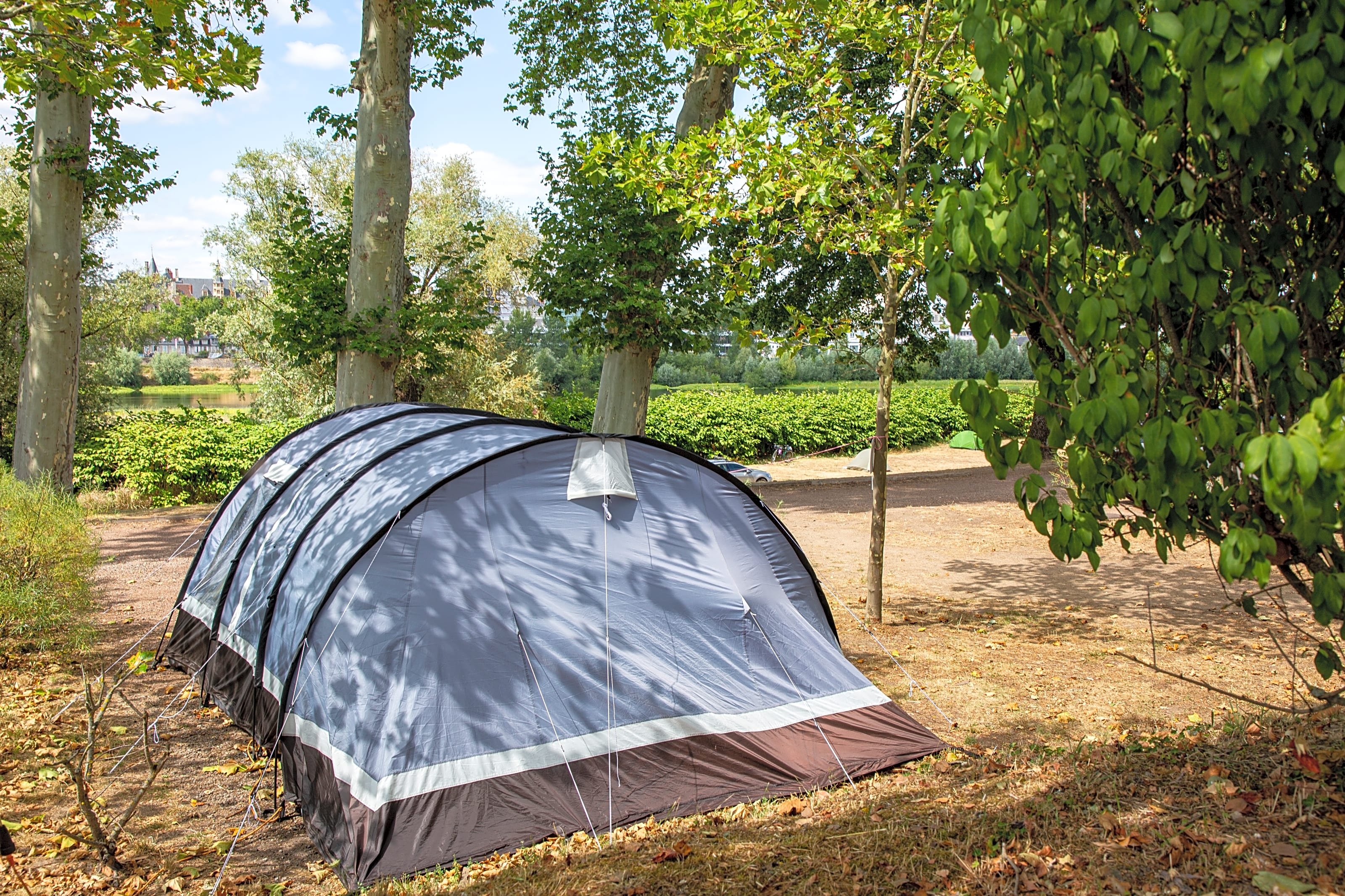 Camping de Nevers, Nevers, Nièvre - Updated 2023 prices | Pitchup.com