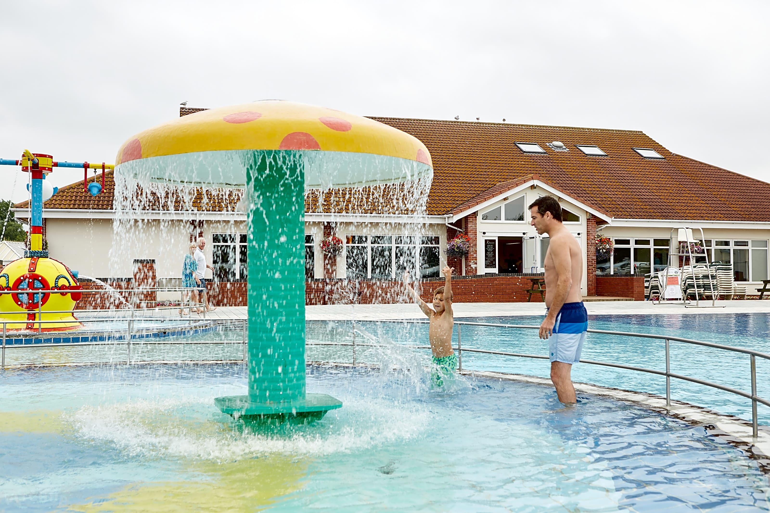 Home farm 2025 holiday park