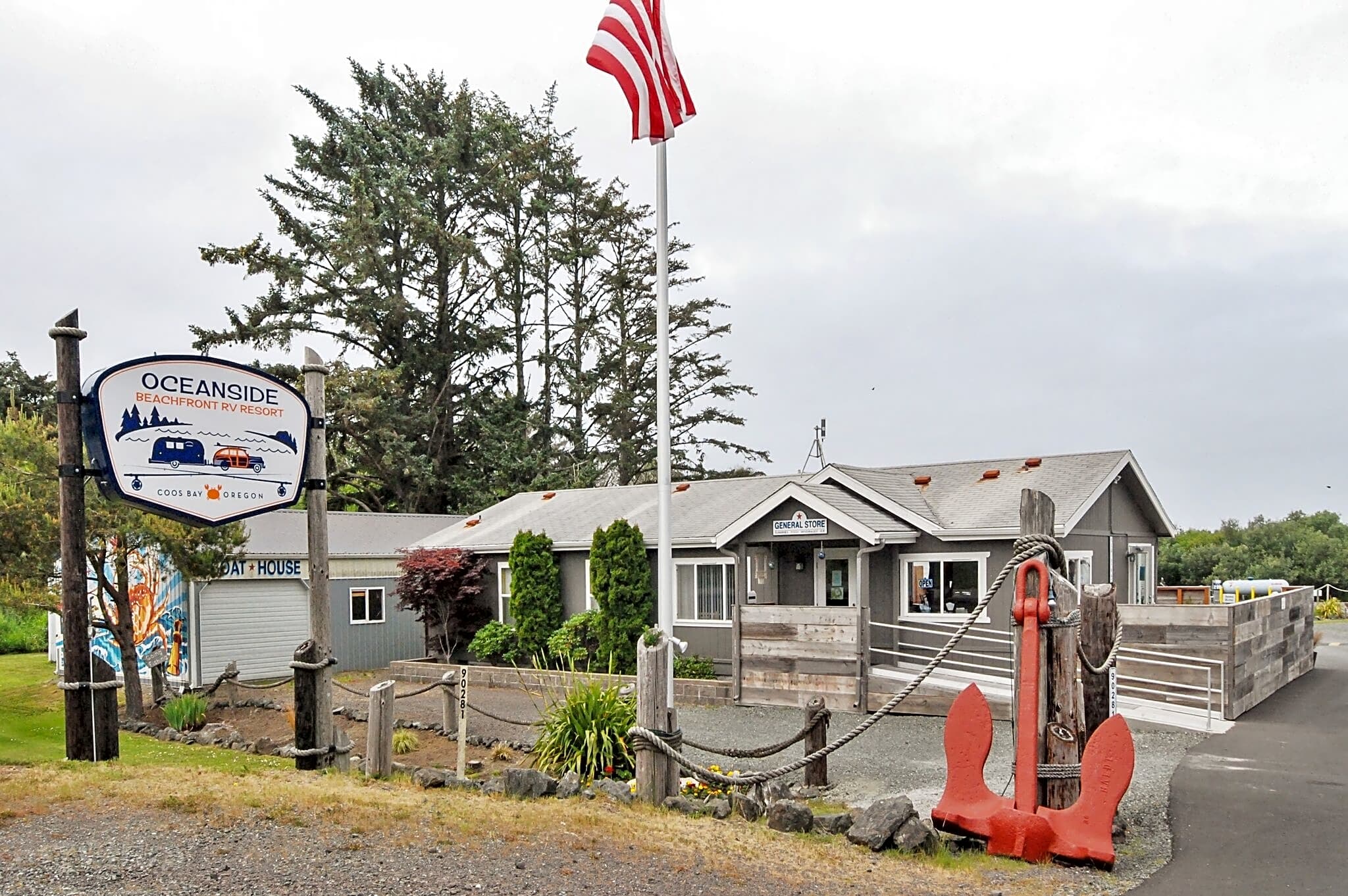 Oceanside Beachfront RV Resort, Charleston, Oregon
