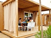 Deck with table Deck with table