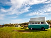 Emplacement sur herbe avec électricité optionnelle