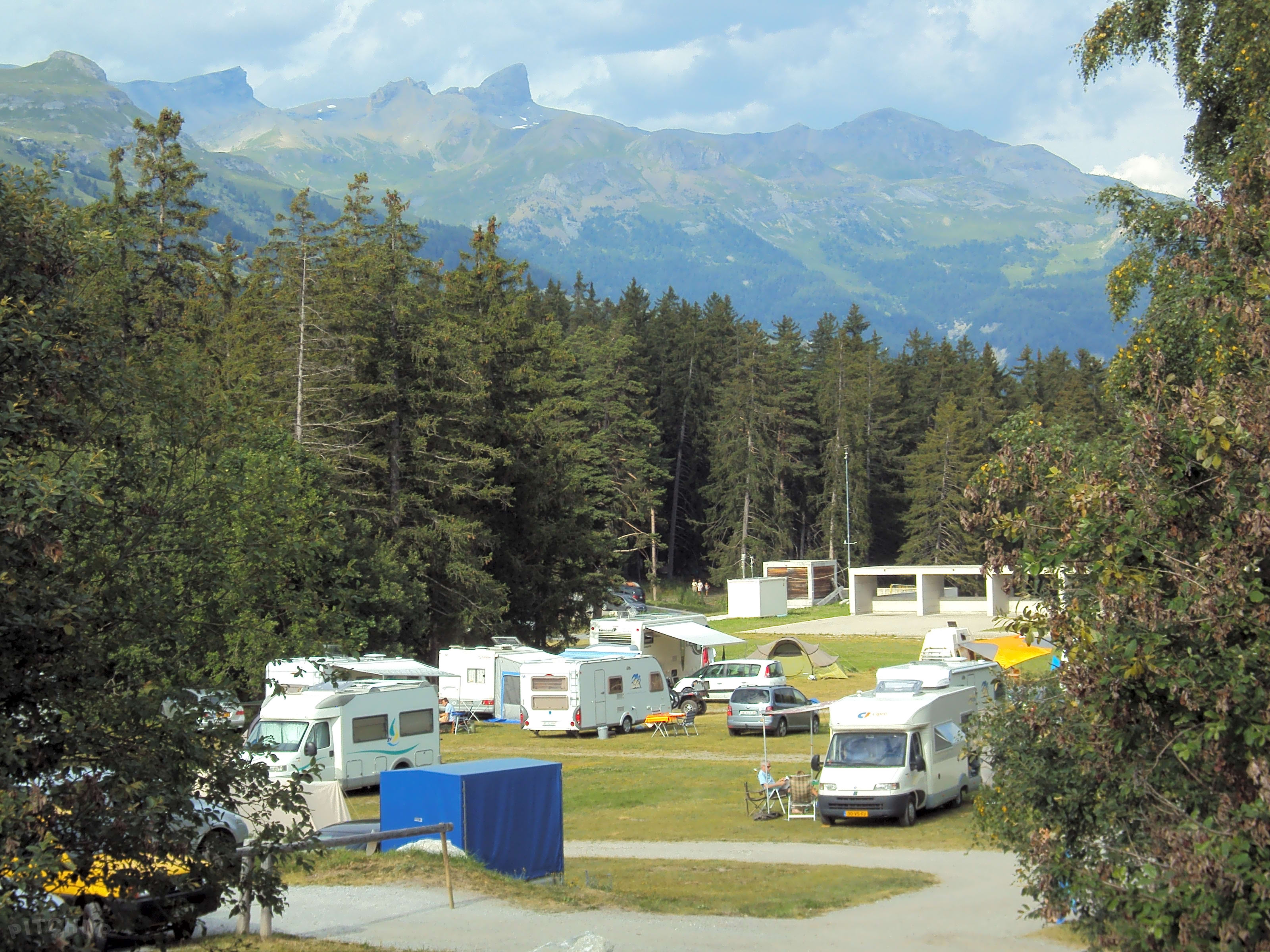 Camping La Moubra Crans Montana Pitchup