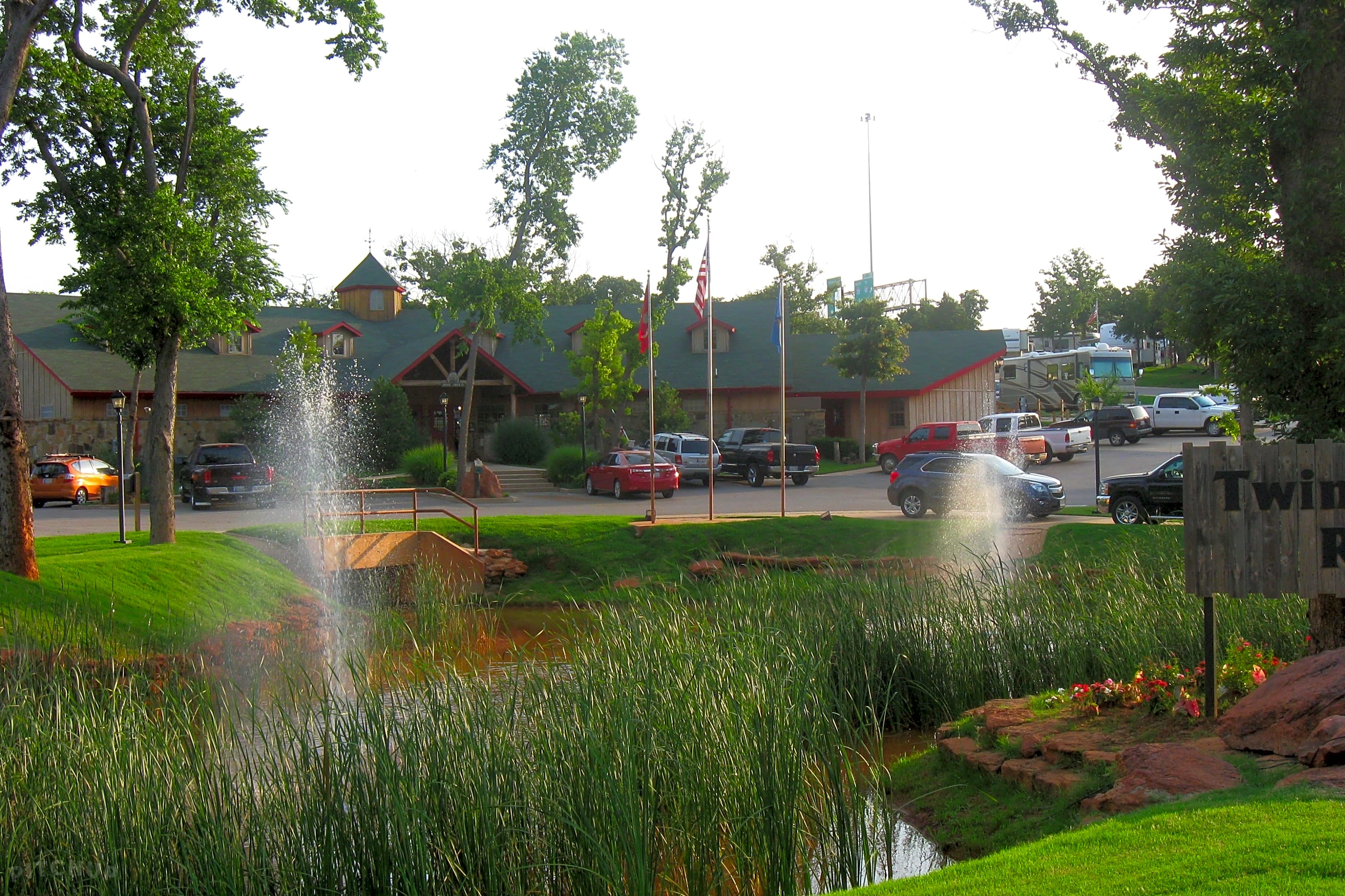 Twin Fountains RV Park, Oklahoma City Pitchup®